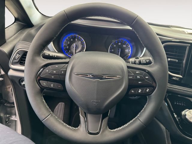 New 2026 Chrysler Pacifica Limited w/ S Appearance Package image 9