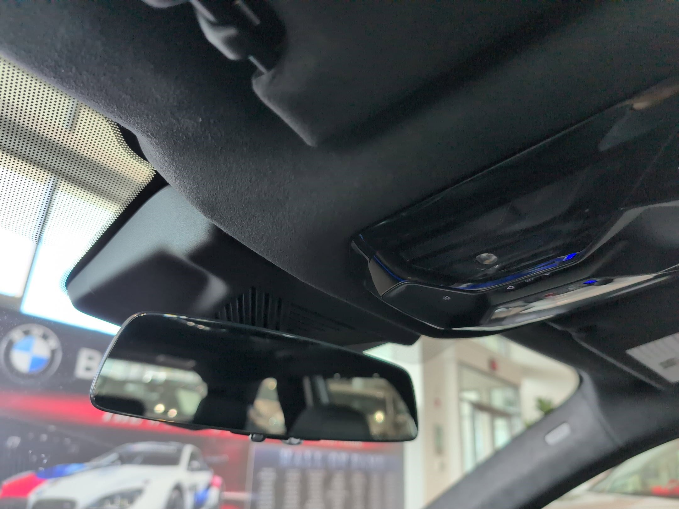 Used 2025 BMW M5 Touring w/ Executive Package image 27