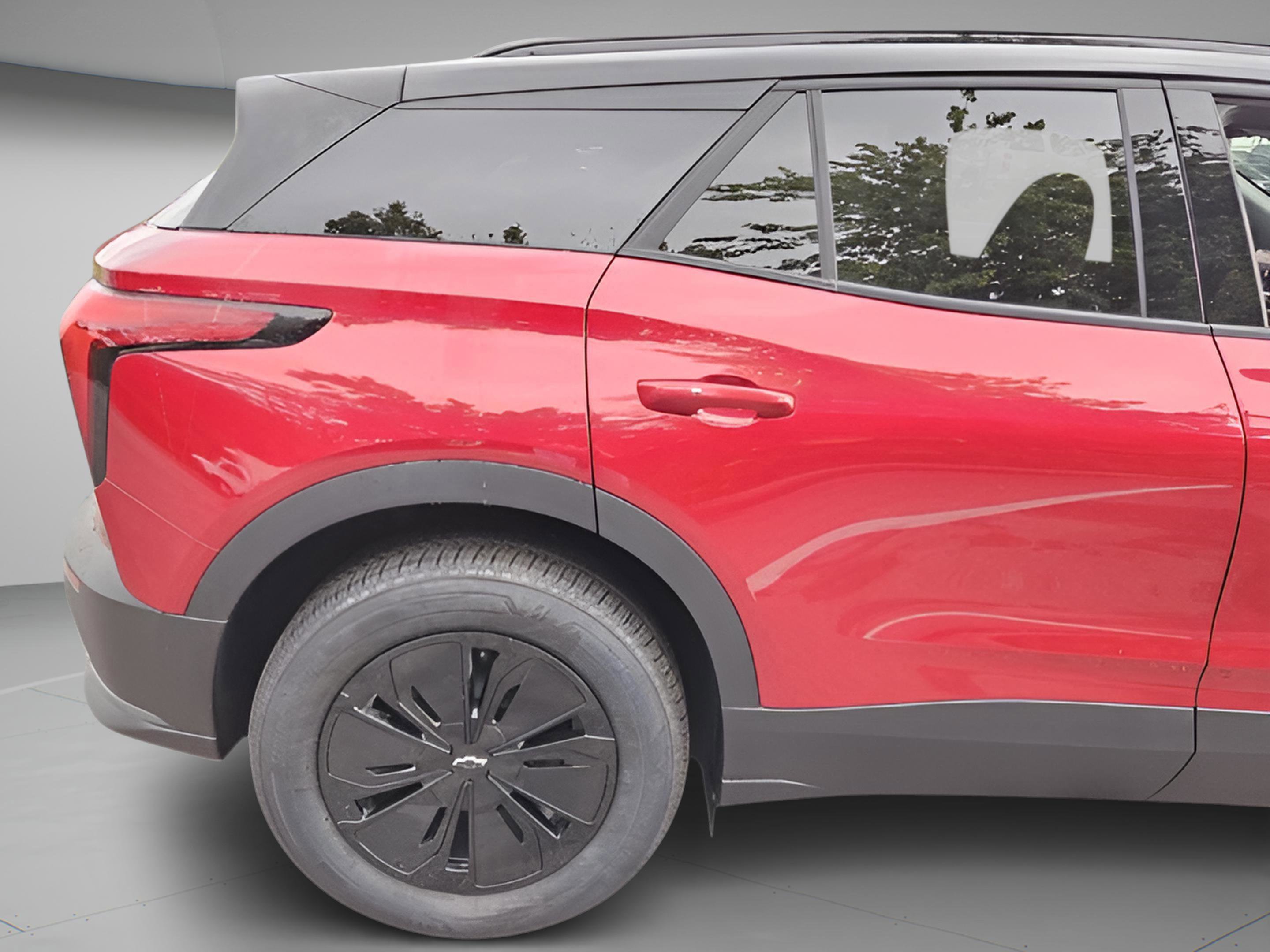 New 2025 Chevrolet Blazer EV LT w/ Midnight/Sport Edition image 22