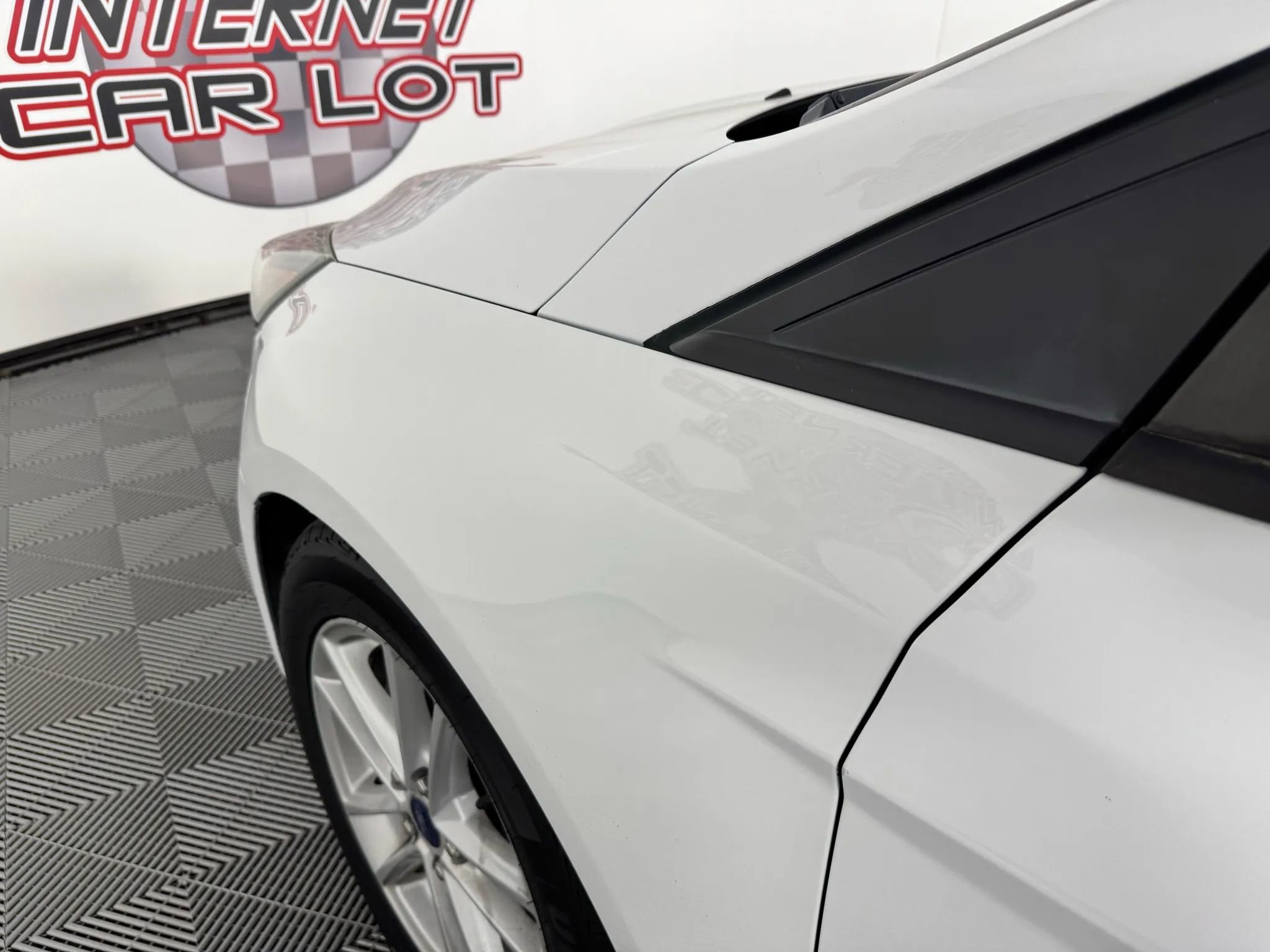 Used 2015 Ford Focus SE image 23