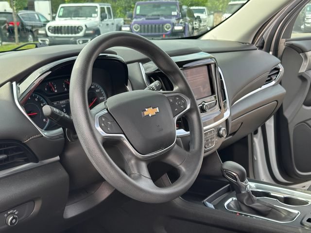 Used 2021 Chevrolet Traverse LS FWD image 28