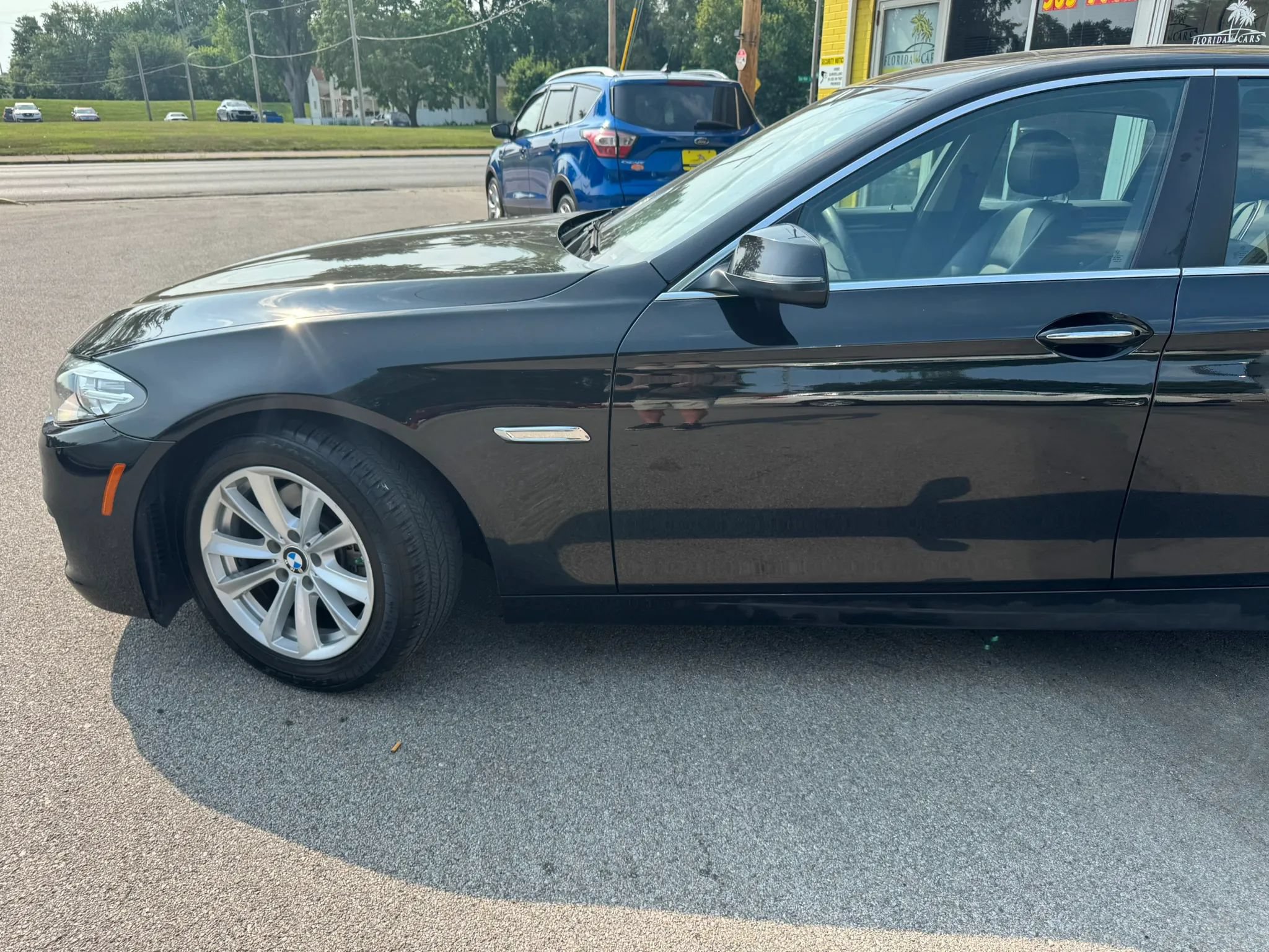 Used 2014 BMW 528i xDrive Sedan AWD/4WD image 4