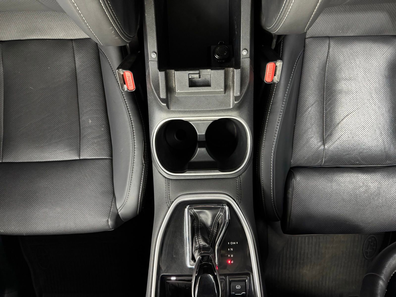 Used 2021 Subaru Outback Limited image 23