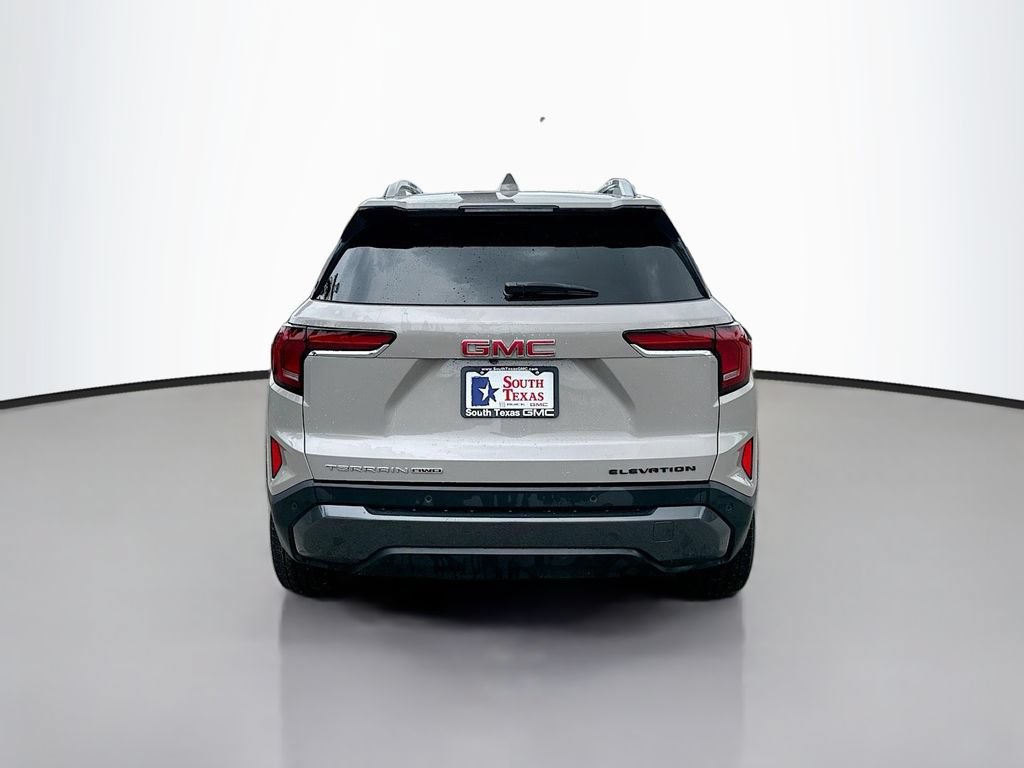 Used 2025 GMC Terrain Elevation w/ Elevation Premium Package AWD/4WD image 6