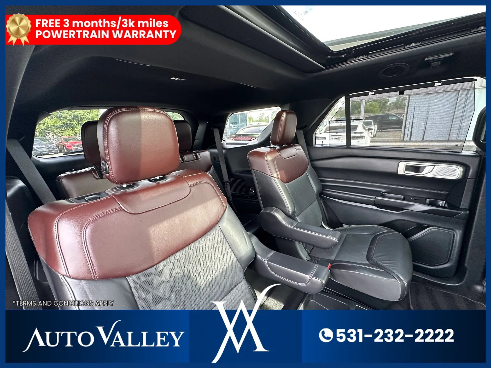 Used 2020 Ford Explorer Platinum w/ Premium Technology Package AWD/4WD image 29