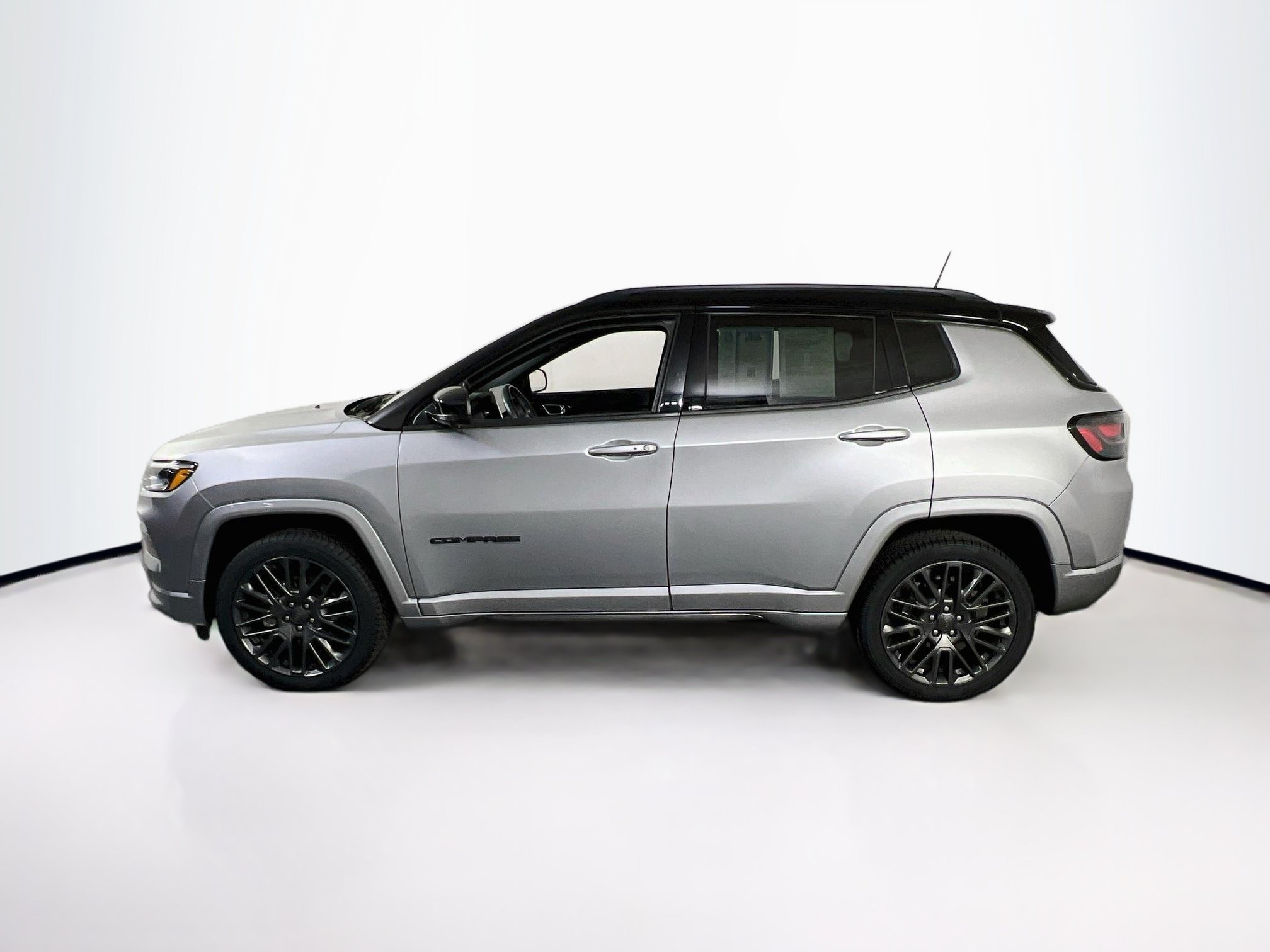 Used 2022 Jeep Compass High Altitude AWD/4WD image 8