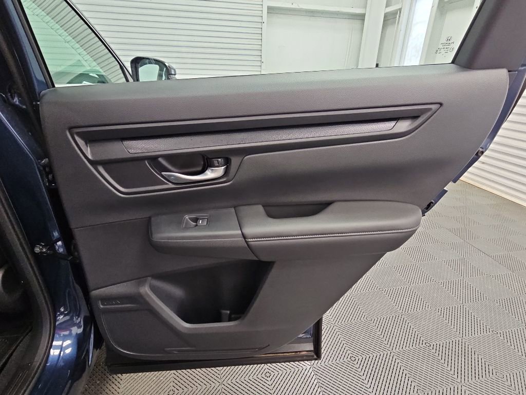 Used 2024 Honda CR-V LX image 31