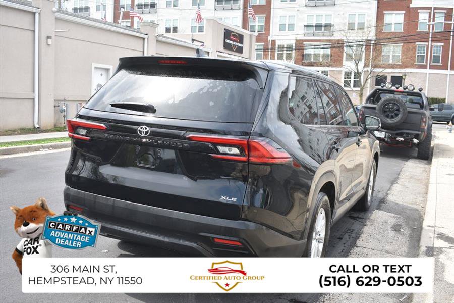 Used 2025 Toyota Grand Highlander FWD image 6