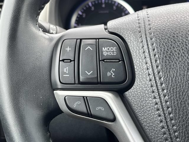 Used 2018 Toyota Highlander Limited w/ Protection Package #3 AWD/4WD image 30