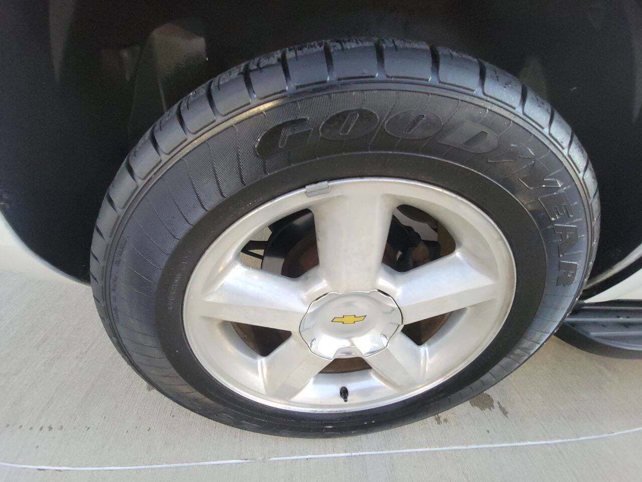 Used 2008 Chevrolet Tahoe LTZ w/ LTZ Preferred Equipment Group image 21