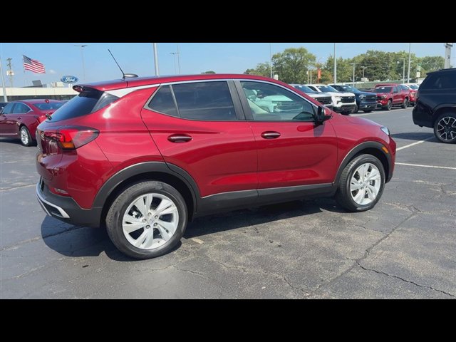 Certified 2024 Buick Encore GX Preferred w/ Comfort Package AWD/4WD image 8