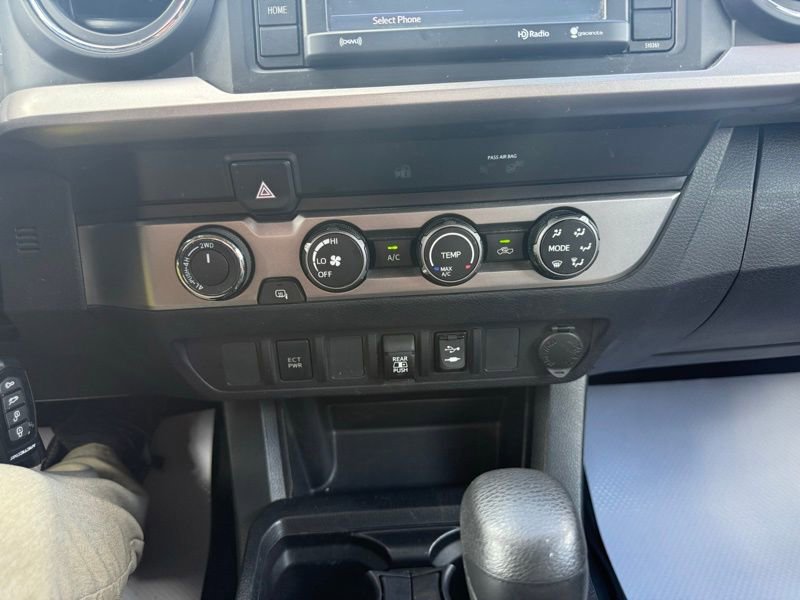 Used 2019 Toyota Tacoma SR5 AWD/4WD image 20