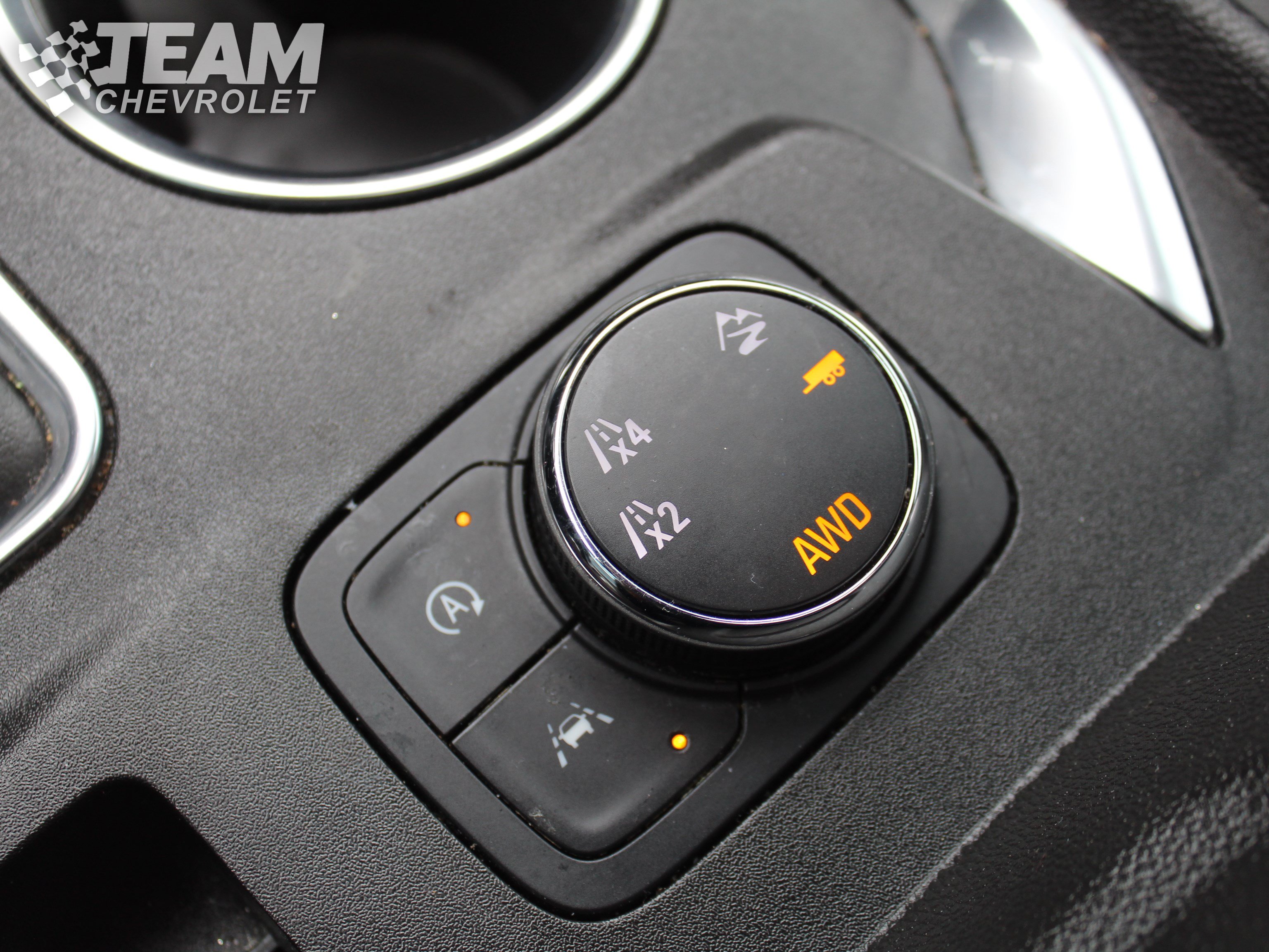Used 2022 Chevrolet Traverse Premier w/ Redline Edition AWD/4WD image 22