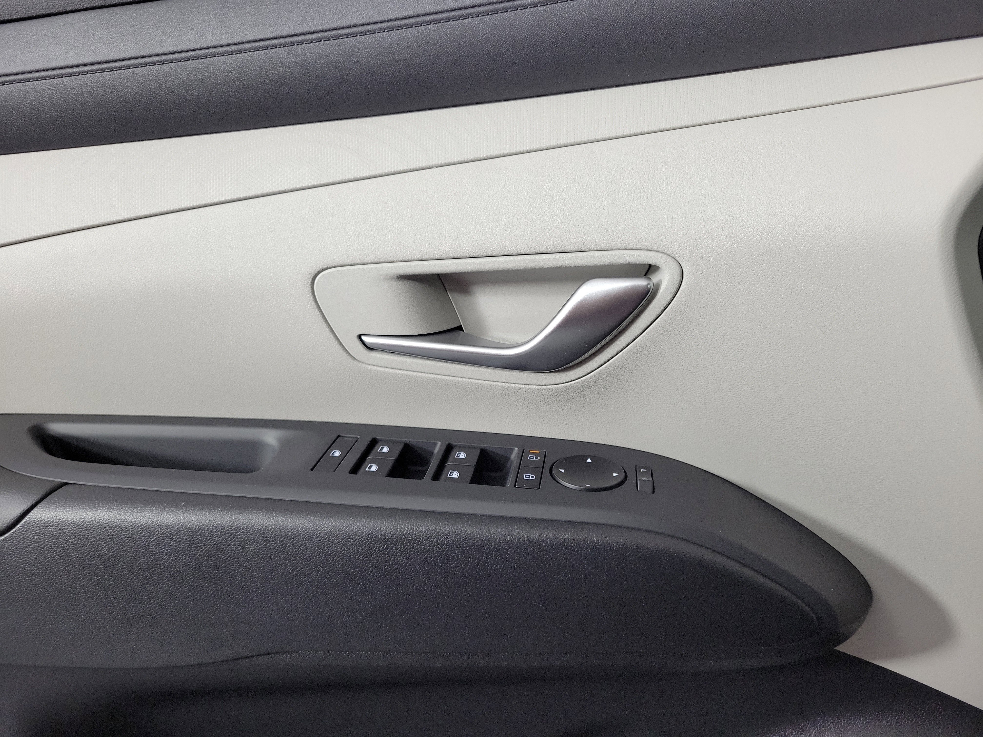 New 2025 Hyundai Tucson SEL image 24