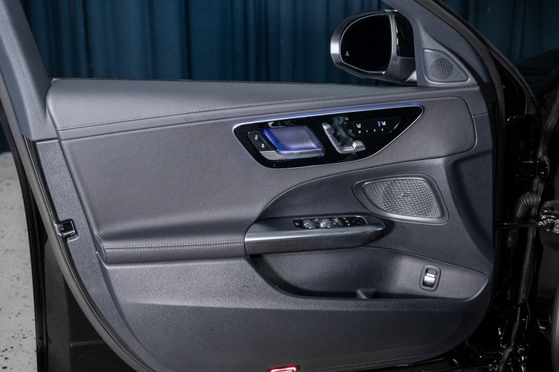 Used 2026 Mercedes-Benz C 300 Sedan image 12