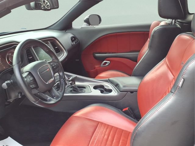 Used 2015 Dodge Challenger R/T Plus RWD image 12