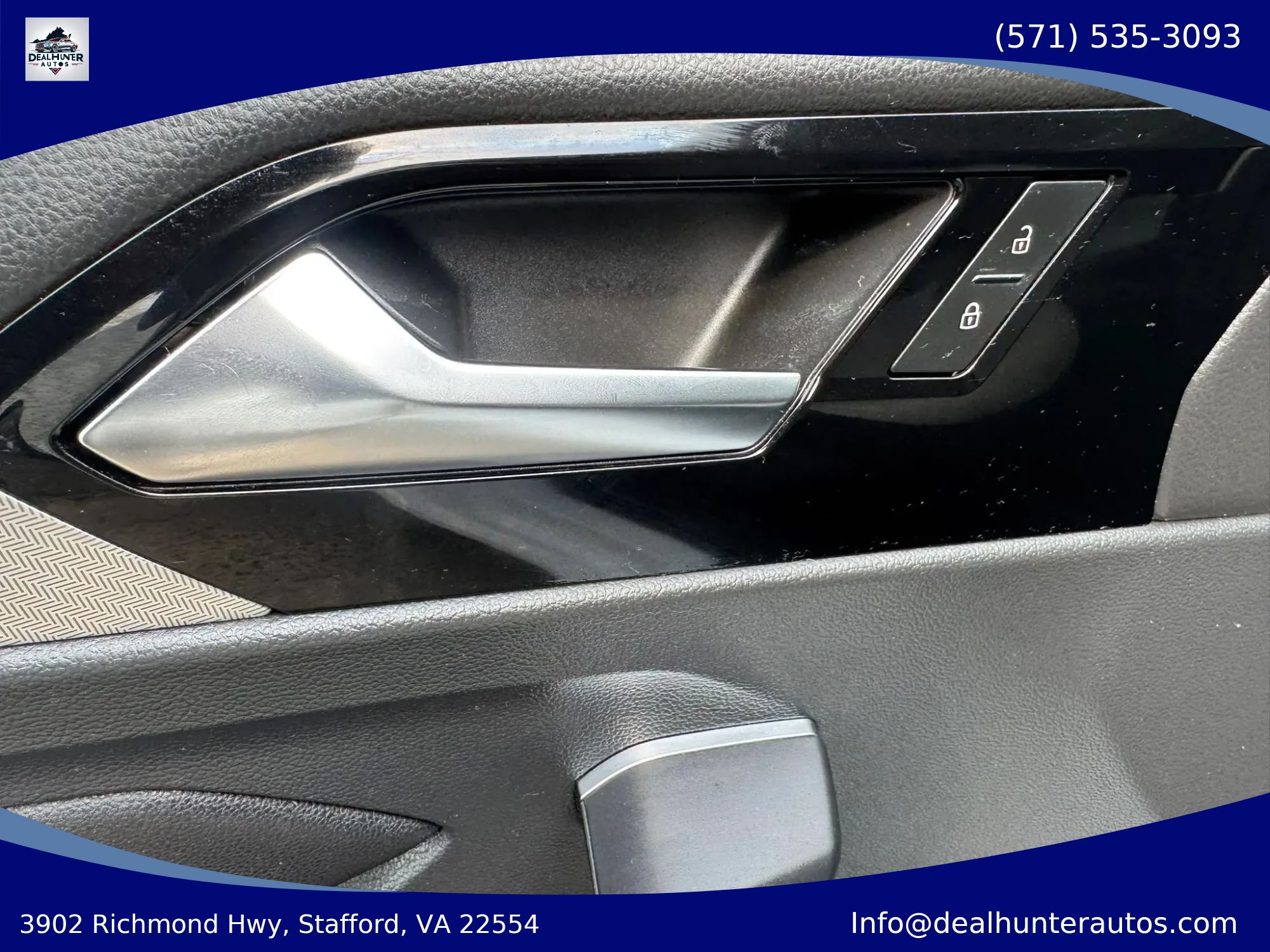 Used 2019 Volkswagen Jetta R-Line FWD image 22