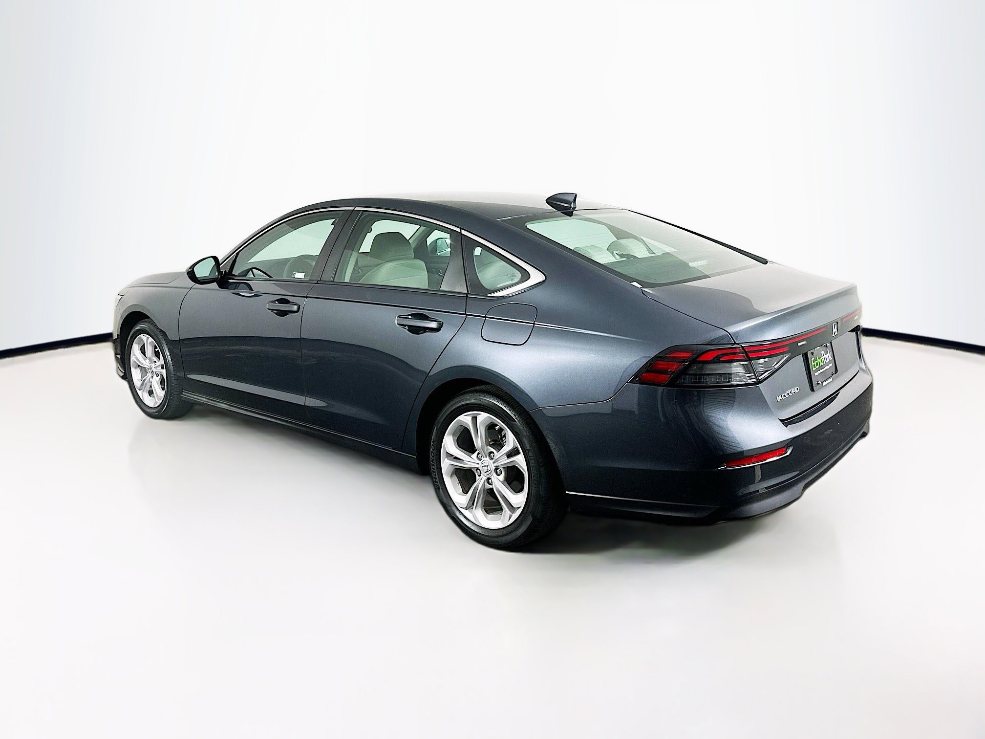 Used 2023 Honda Accord LX image 5