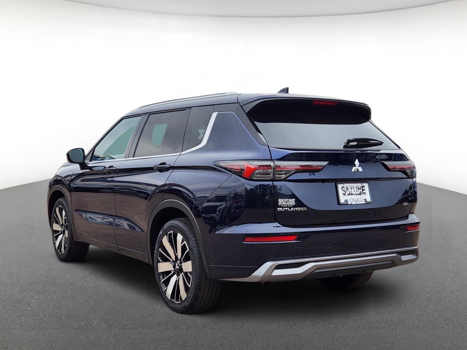 New 2026 Mitsubishi Outlander SEL AWD/4WD image 4