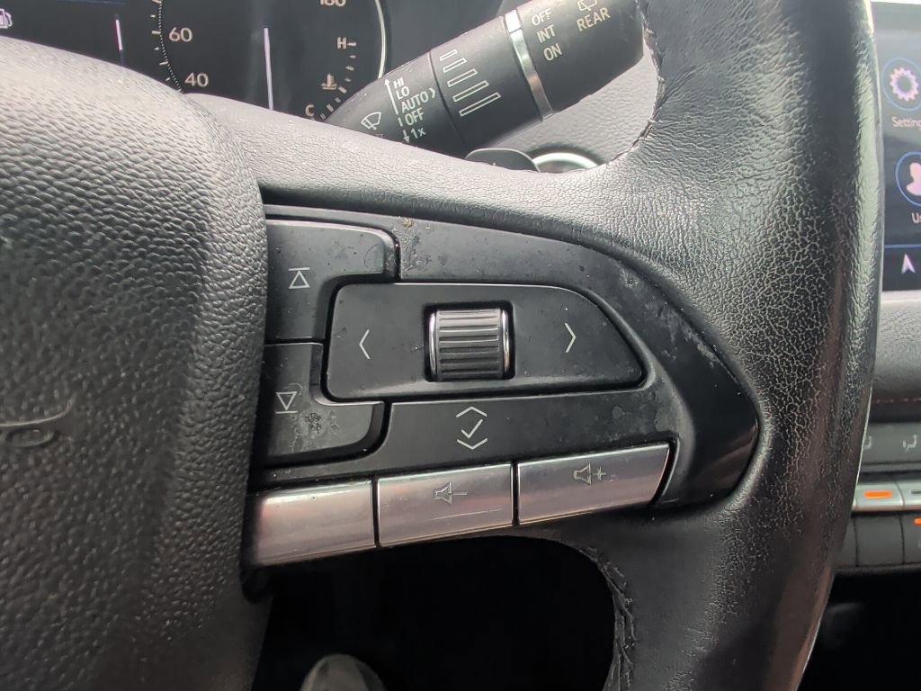 Used 2020 Cadillac XT4 Premium Luxury image 27
