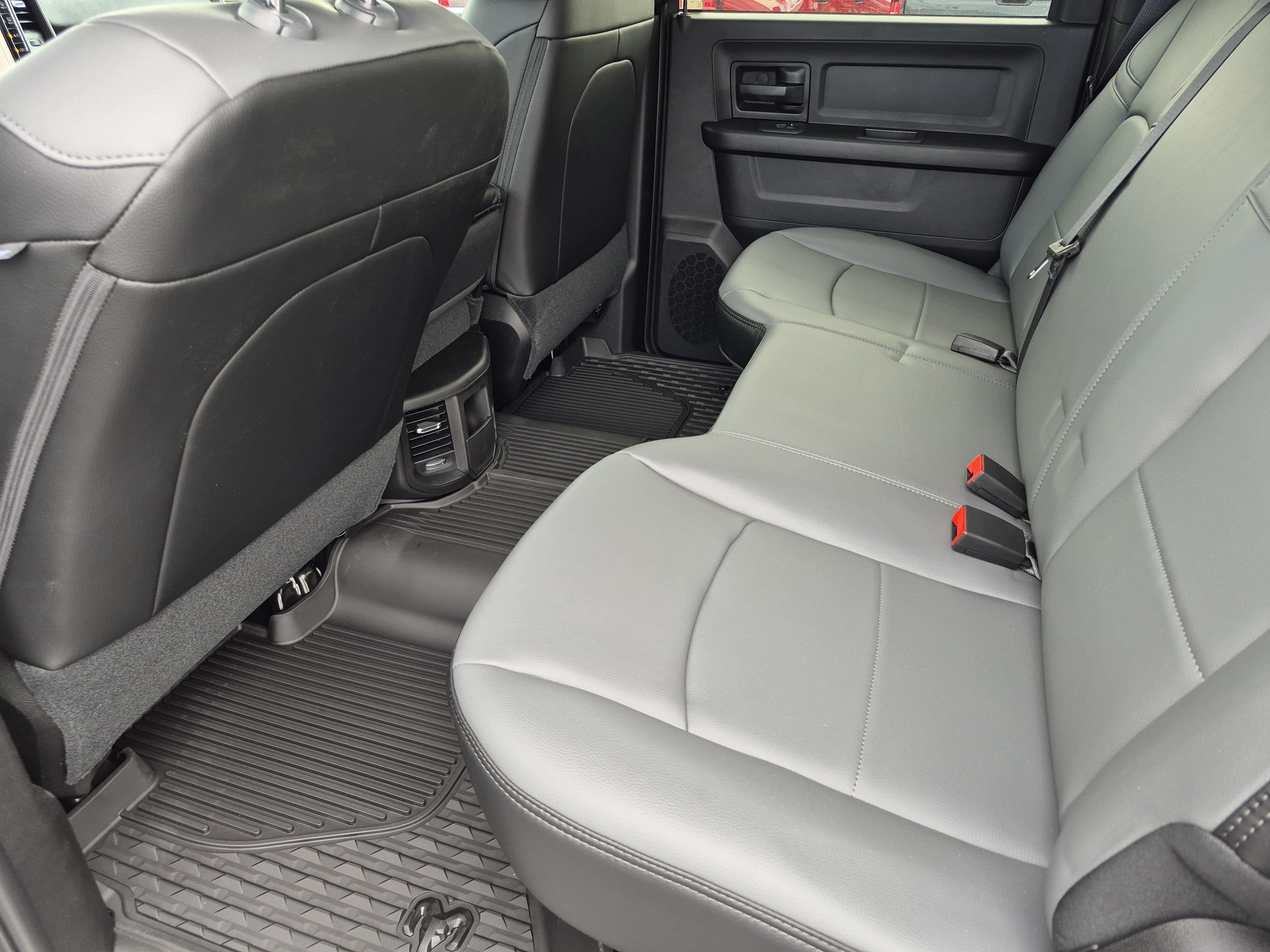 New 2026 RAM 3500 Tradesman AWD/4WD image 24