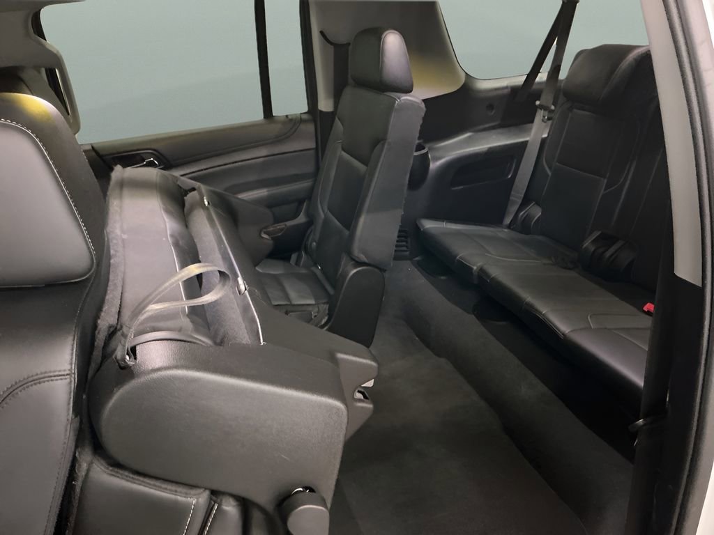 Used 2019 Chevrolet Suburban LT image 28