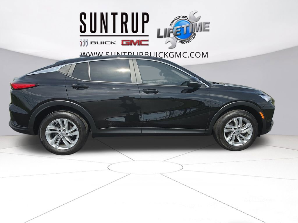 Used 2024 Buick Envista Preferred w/ Advanced Safety Package image 7