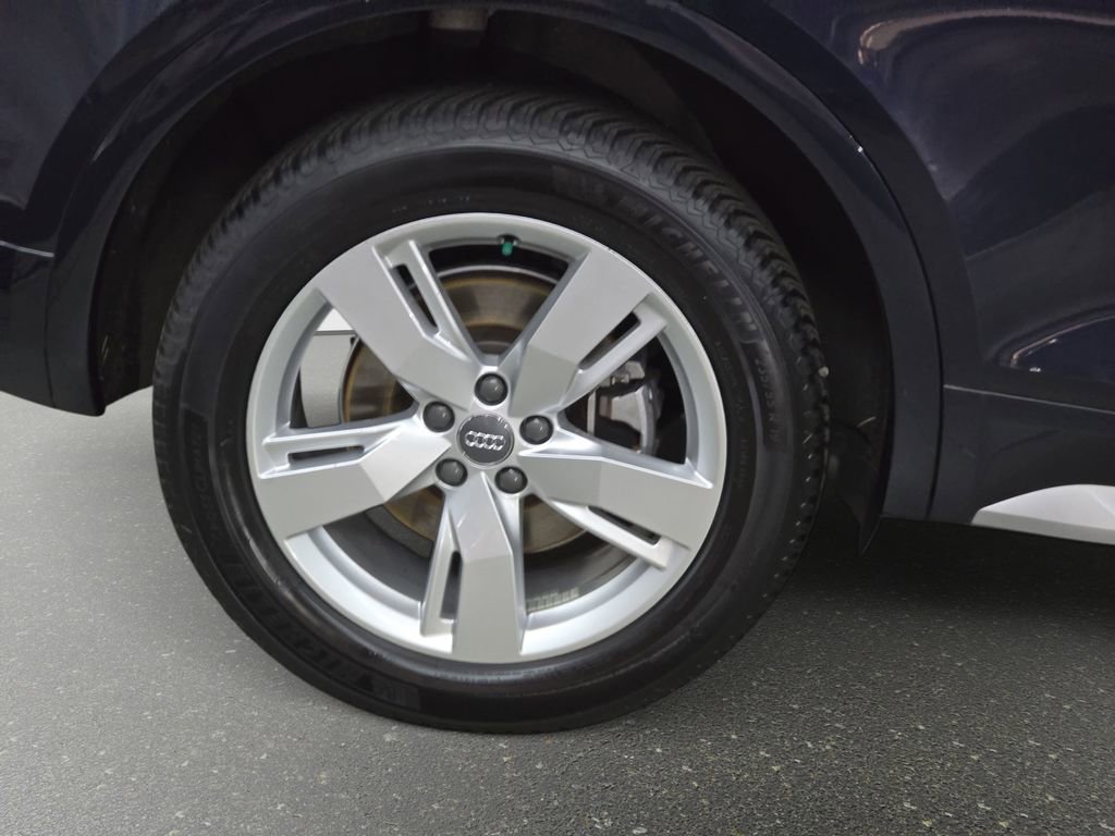 Used 2018 Audi Q5 2.0T Premium Plus AWD/4WD image 34