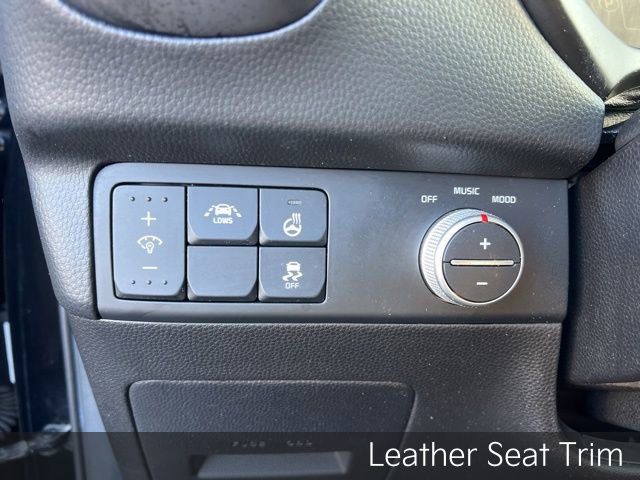 Used 2016 Kia Soul ! w/ Premium Package image 10