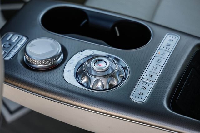 Used 2023 Genesis GV60 Advanced image 24