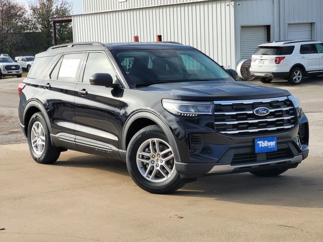 New 2026 Ford Explorer Active image 2