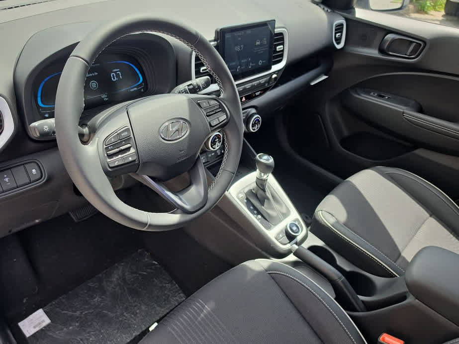 New 2026 Hyundai Venue SEL FWD image 15