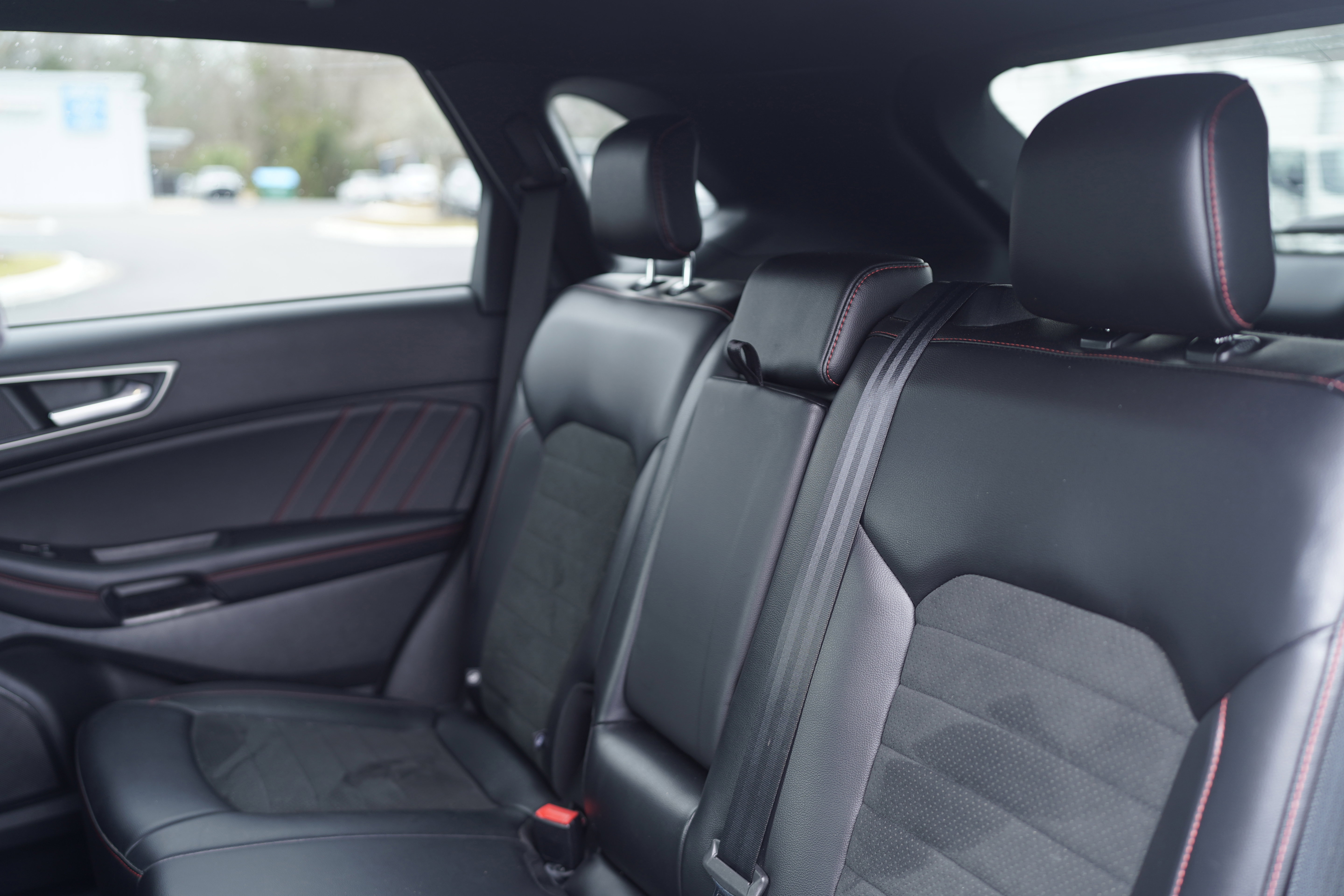 Used 2023 Ford Edge ST-Line image 23