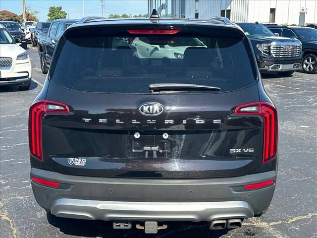 Used 2021 Kia Telluride SX w/ Towing Package FWD image 10