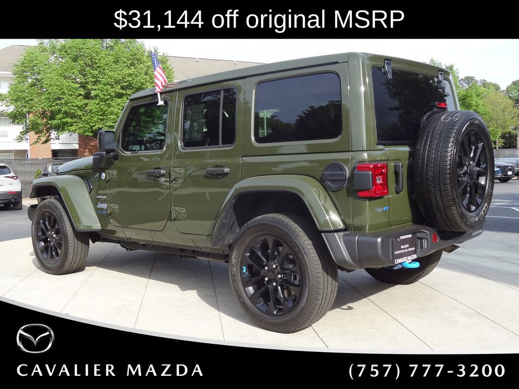 Used 2023 Jeep Wrangler Unlimited Sahara w/ Cold Weather Group AWD/4WD image 6