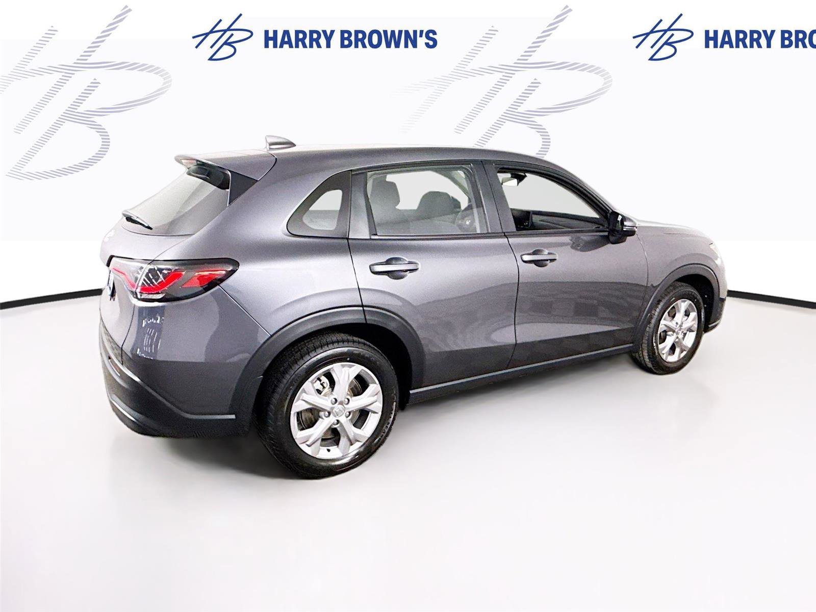 Used 2025 Honda HR-V LX image 29