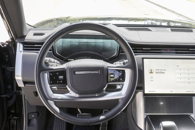 Used 2026 Land Rover Range Rover SV AWD/4WD image 23