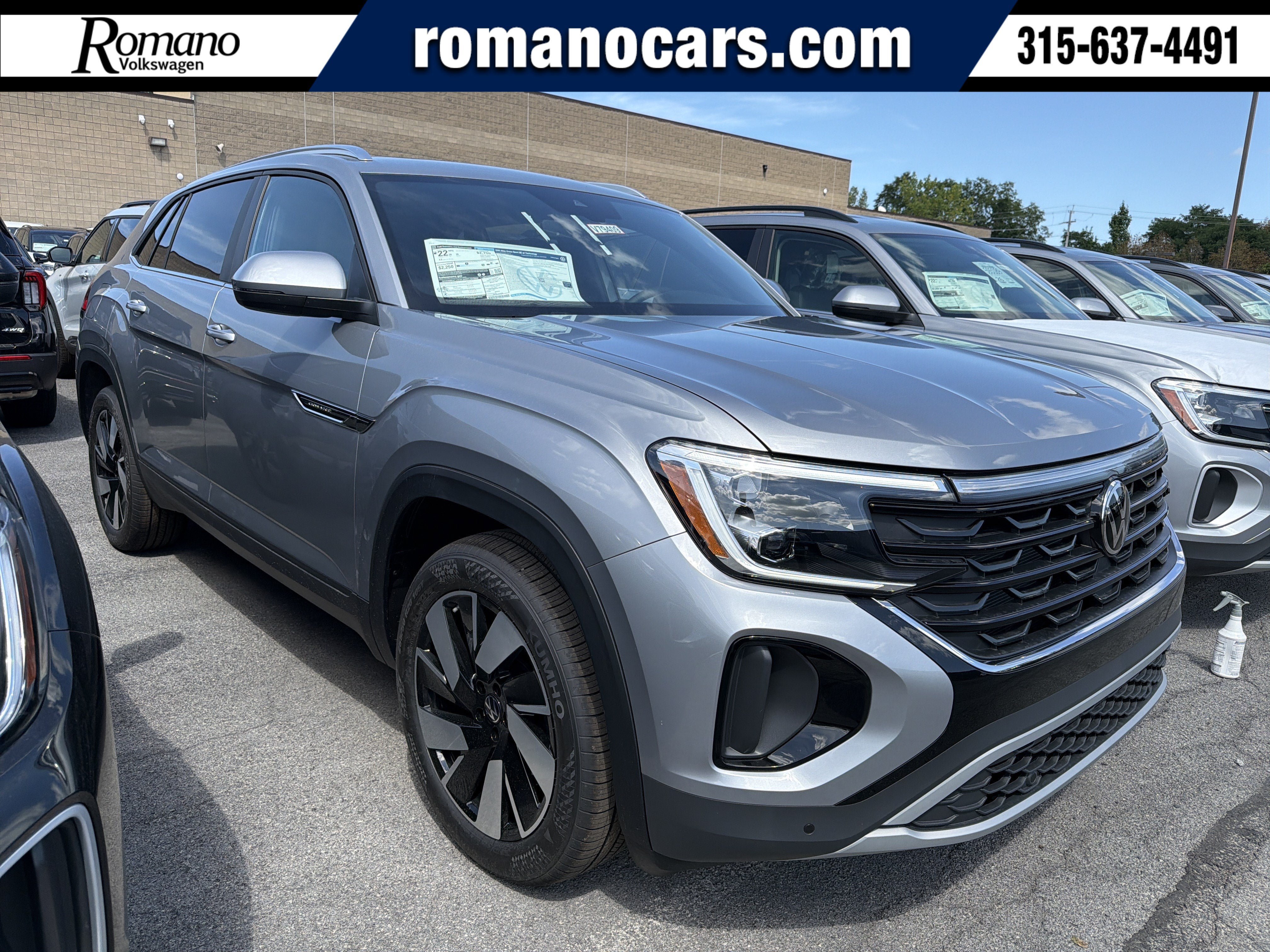 New 2026 Volkswagen Atlas Cross Sport SE AWD/4WD image 1