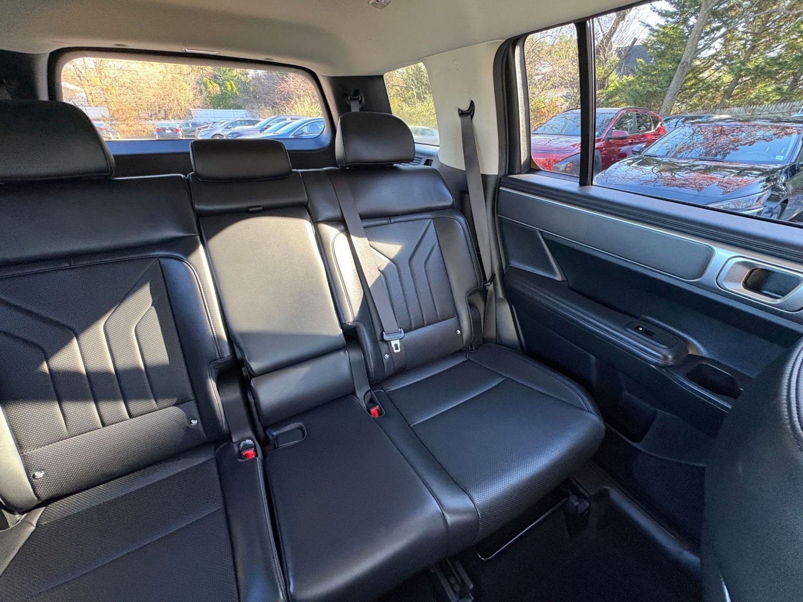 Used 2025 Hyundai Santa Fe SEL image 33