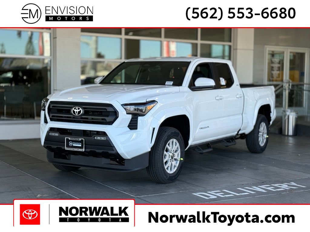 New 2025 Toyota Tacoma SR5