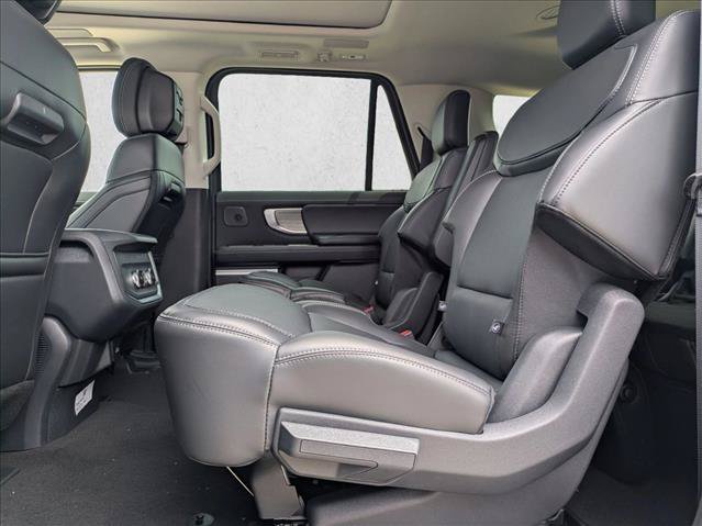 New 2026 Ford Expedition Max Platinum AWD/4WD image 16