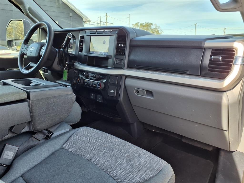 Used 2023 Ford F250 XLT image 11