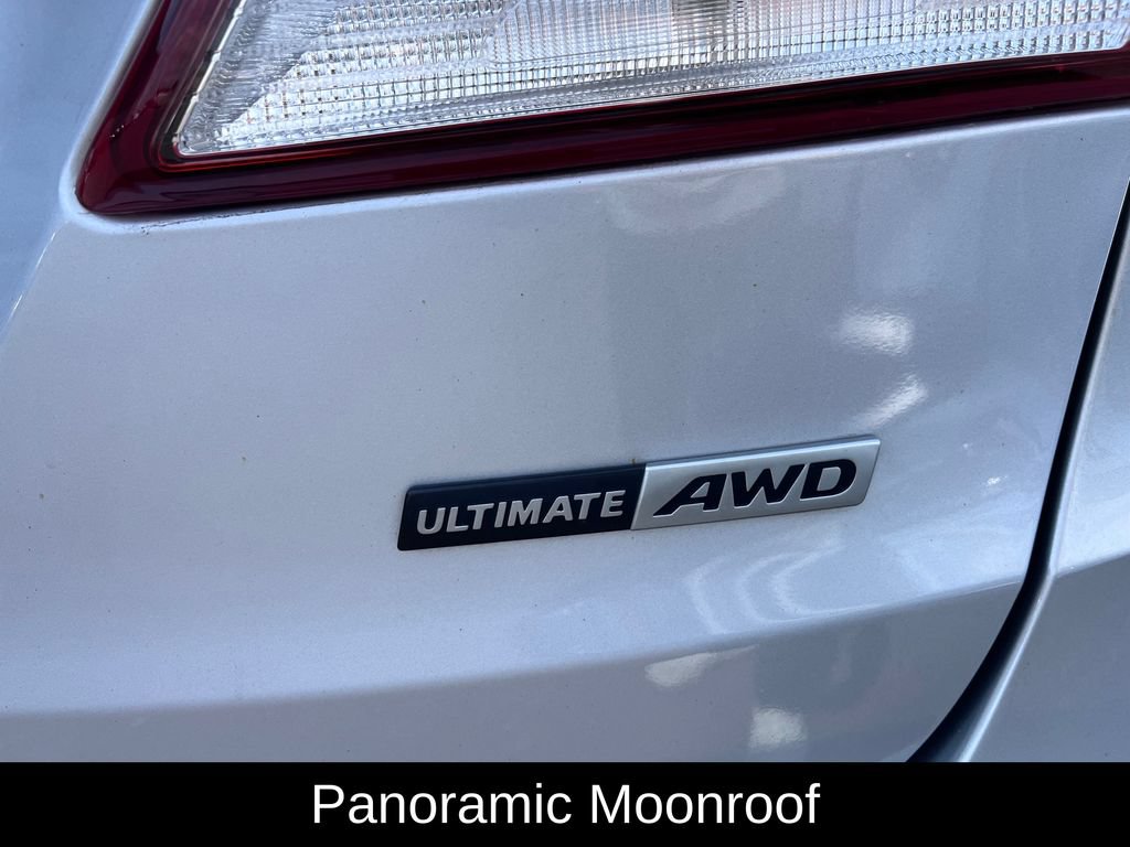 Used 2018 Hyundai Santa Fe AWD image 4