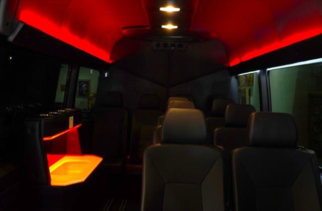 Used 2020 Mercedes-Benz Sprinter 3500 image 20