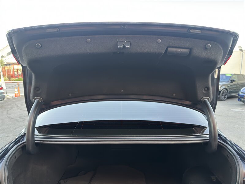 Used 2018 Kia Optima Premium w/ Convenience Package FWD image 19