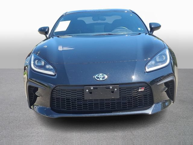 New 2025 Toyota GR86 Premium w/ Performance Package RWD image 2