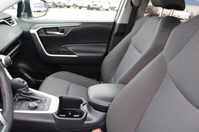 Used 2025 Toyota RAV4 Woodland Edition w/ Weather Package AWD/4WD image 32