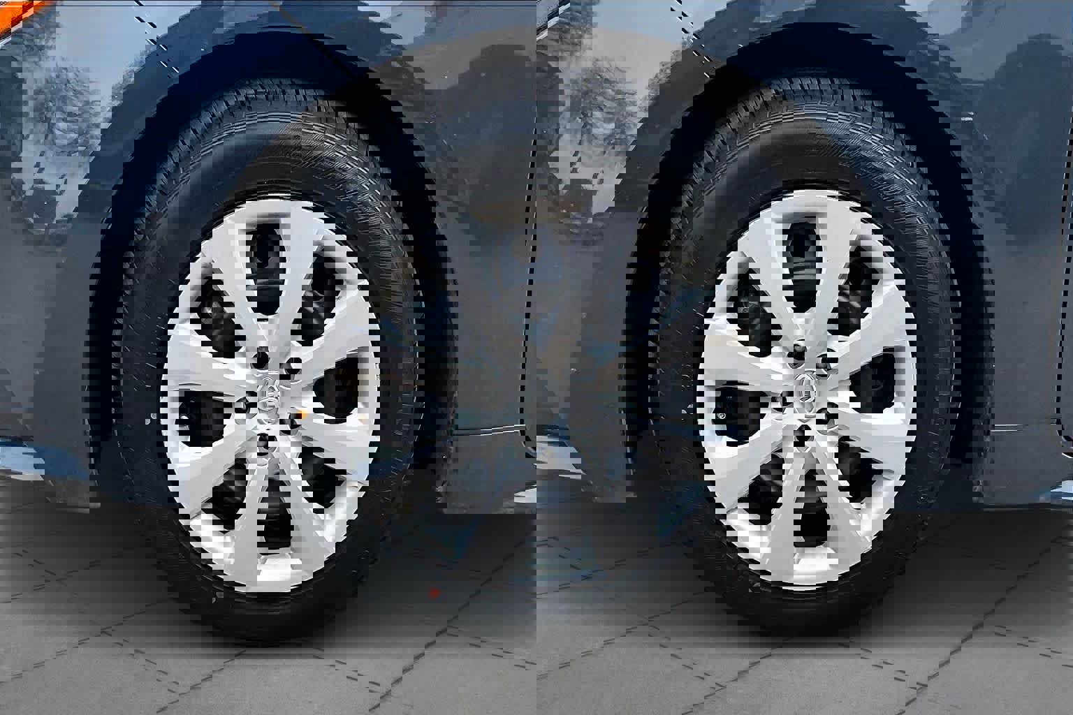 Used 2024 Toyota Corolla LE image 11