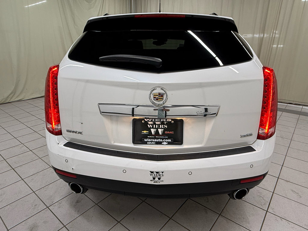 Used 2016 Cadillac SRX Luxury w/ Driver Awareness Package FWD image 6