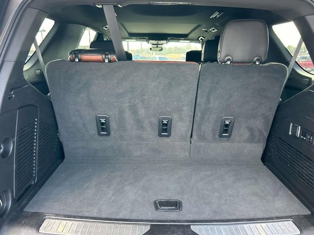 Used 2023 GMC Yukon Denali Ultimate image 13